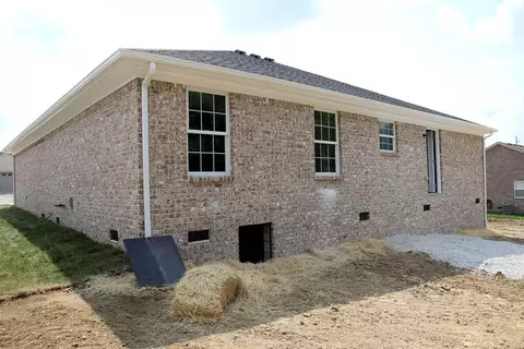 649 Fourwinds Dr, Richmond, KY 40475 photo 8