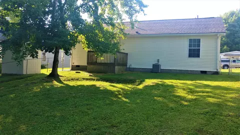 113 Peyton Ave, Irvine, KY 40336 photo 15