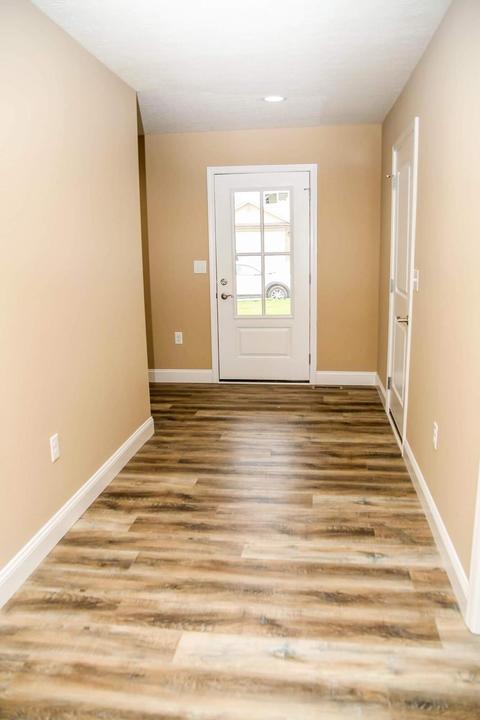 623 Boulder Ct, Berea, KY 40403 photo 3