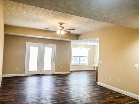 619 Boulder Ct, Berea, KY 40403 photo 3