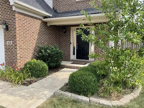 102 Riddell Dr, Georgetown, KY 40324 photo 2