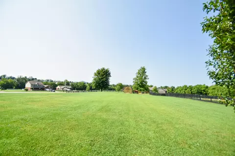 528 Macrander Dr, Berea, KY 40403 photo 8
