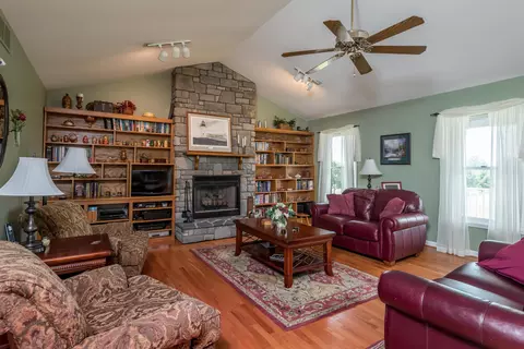 124 Abbey Rd, Georgetown, KY 40324 photo 5