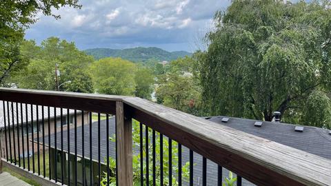 735 Vernon Cir, Morehead, KY 40351 photo 3