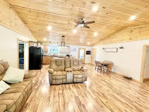 75 Morrow Ln, Stearns, KY 42647 photo 16