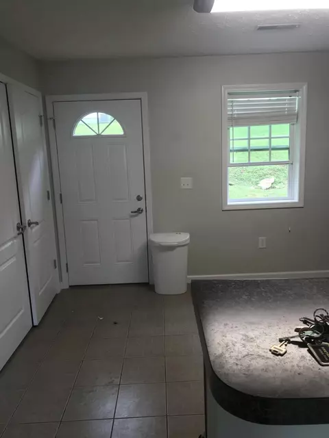 1139 E Main St, Morehead, KY 40351 photo 5