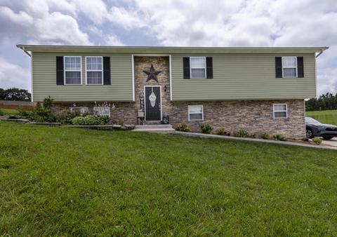 151 Hickory Hill Dr, Corbin, KY 40701 photo 2