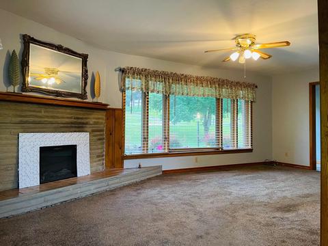 725 E Main St, Grayson, KY 41143 photo 6