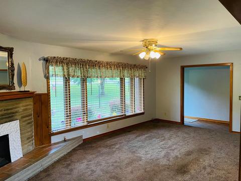 725 E Main St, Grayson, KY 41143 photo 5
