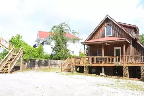 480 Roberts Bend Rd, Burnside, KY 42519 photo 2