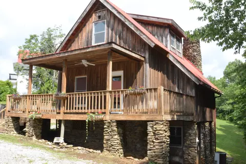 480 Roberts Bend Rd, Burnside, KY 42519 photo 1