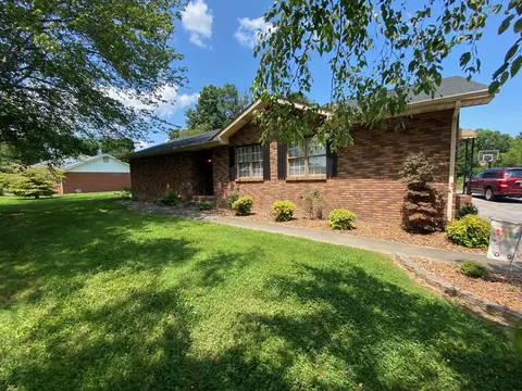 1003 Cardinal Dr, Corbin, KY 40701 photo 3