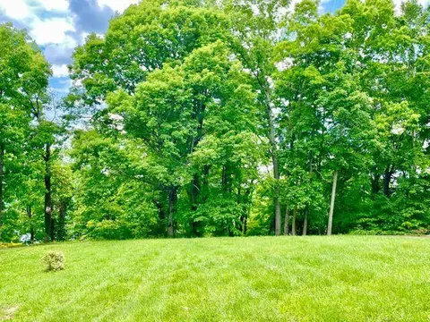 44 Green Hills Estates Rd, Monticello, KY 42633