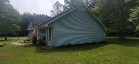 121 Trails End Dr, Corbin, KY 40701 photo 3