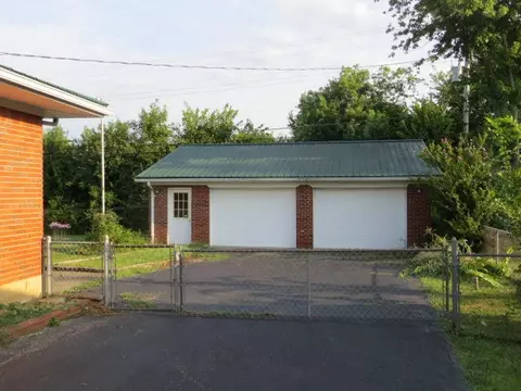 232 Ashland Dr, Frankfort, KY 40601 photo 4