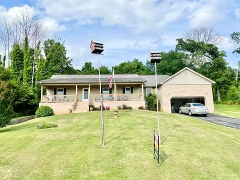 94 Walnut Dr, Bronston, KY 42518 photo 1