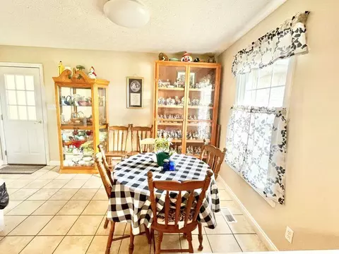 94 Walnut Dr, Bronston, KY 42518 photo 6