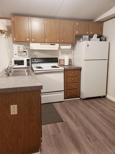 514 Cherokee Trl, Nancy, KY 42544 photo 3