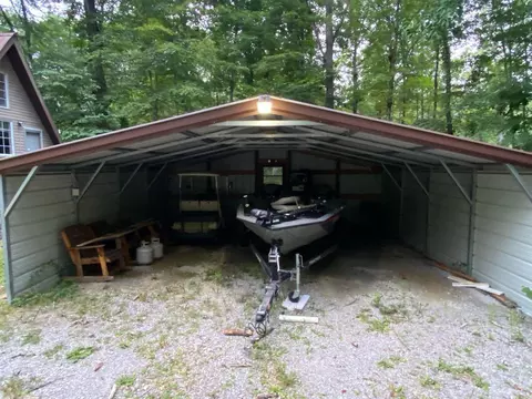 125 Fourth Jasper Rd, Burnside, KY 42519 photo 3