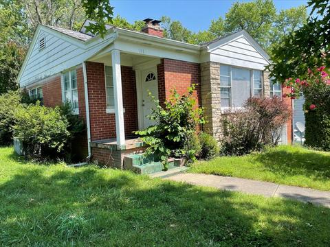711 East Main St, Danville, KY 40422 photo 2
