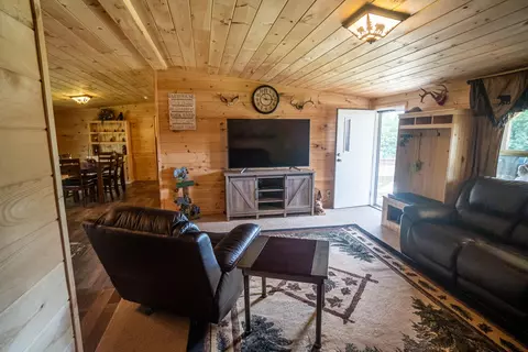 774 Midnight Stable Rd, Manchester, KY 40962 photo 17