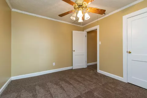 409 E Washington St, Winchester, KY 40391 photo 21