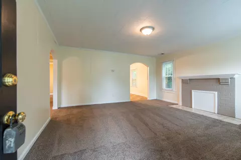 409 E Washington St, Winchester, KY 40391 photo 6