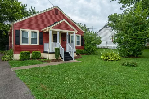 409 E Washington St, Winchester, KY 40391 photo 3