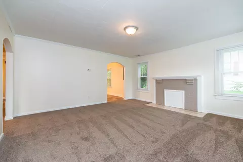 409 E Washington St, Winchester, KY 40391 photo 8