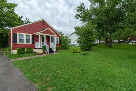 409 E Washington St, Winchester, KY 40391 photo 4