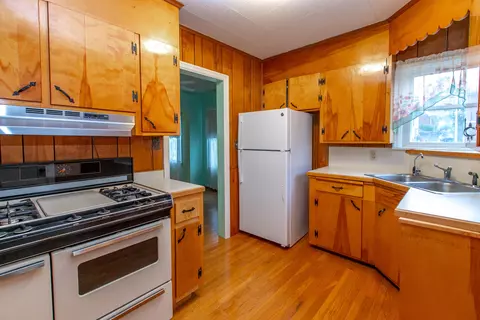 348 E Walnut St, Danville, KY 40422 photo 14