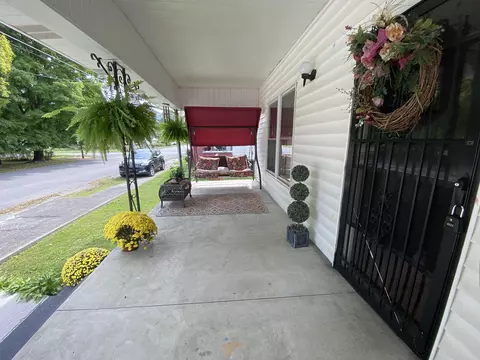 314 S 23rd St, Middlesboro, KY 40965 photo 4