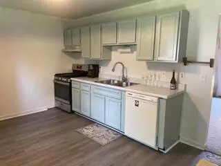 28 Virginia Ave, Winchester, KY 40391 photo 2
