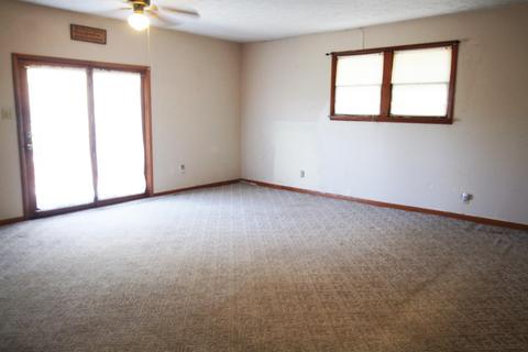 1404 E College Ave, Stanton, KY 40380 photo 12