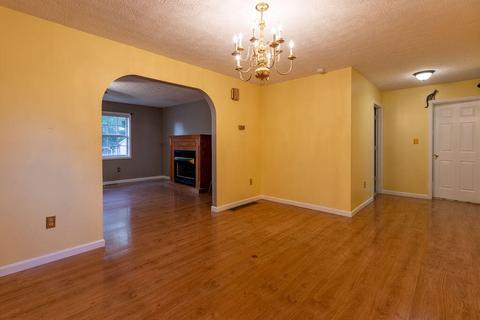 334 Bluetick Rd, Berea, KY 40403 photo 2