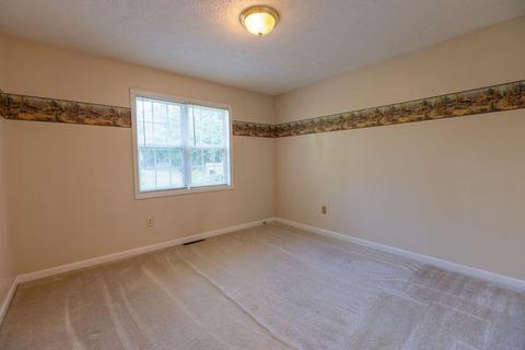334 Bluetick Rd, Berea, KY 40403 photo 3