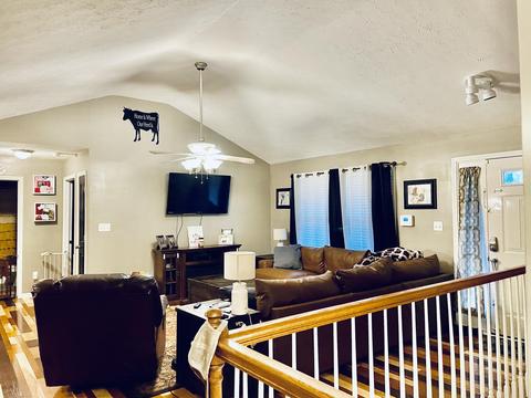 2030 Jd Cir, Berea, KY 40403 photo 6