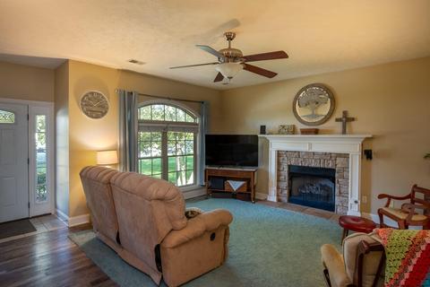 110 Hidden Paddock Ln, Georgetown, KY 40324 photo 4