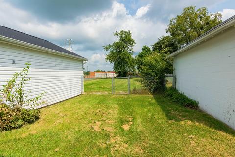320 W Maple Ave, Lancaster, KY 40444 photo 35