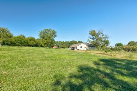2197 Georgetown Rd, Paris, KY 40361 photo 23