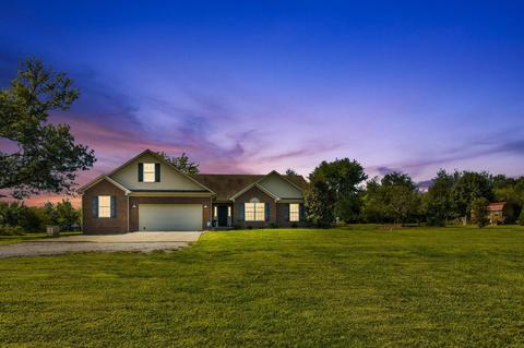 2197 Georgetown Rd, Paris, KY 40361 photo 1