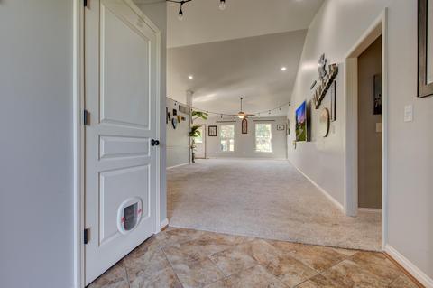2197 Georgetown Rd, Paris, KY 40361 photo 4