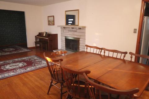 1044 Maple St, Stanton, KY 40380 photo 9