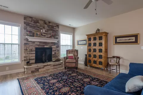 102 Julia Cir, Georgetown, KY 40324 photo 9