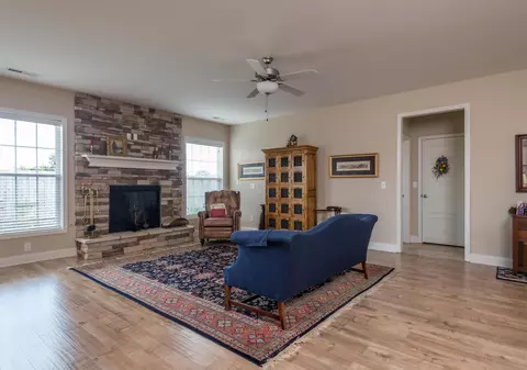 102 Julia Cir, Georgetown, KY 40324 photo 8