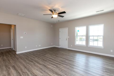 263 Whitney Dr, Lancaster, KY 40444 photo 4