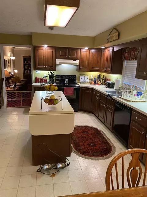 218 Augusta Dr, Georgetown, KY 40324 photo 8