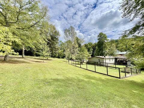 3221 Dixie Bend Rd, Burnside, KY 42519 photo 9