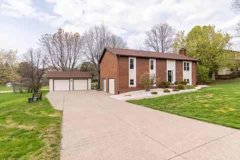 208 Terri Ave, Berea, KY 40403 photo 1