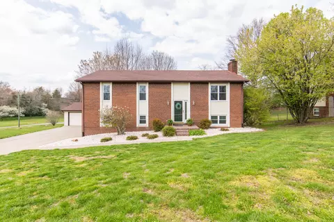 208 Terri Ave, Berea, KY 40403 photo 2